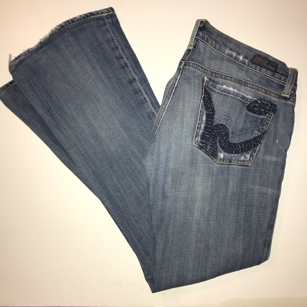 Citizens of Humanity Snake Distressed Jeans EUC 28